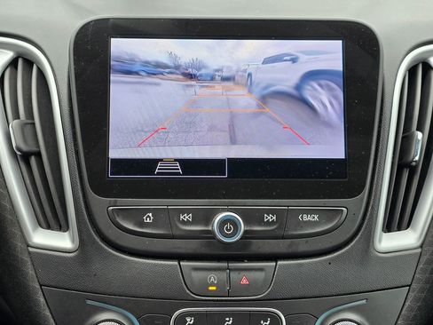 Used 2023 Chevrolet Malibu LT image 15