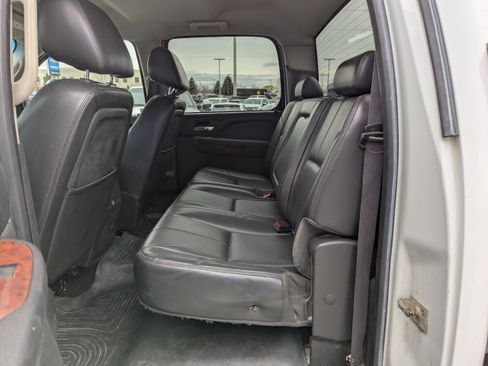 Used 2013 GMC Sierra 2500 SLT AWD/4WD image 30
