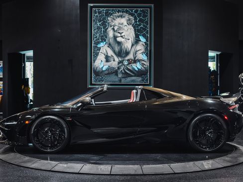 Used 2024 McLaren 750S Spider image 4