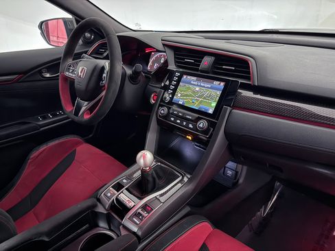 Used 2020 Honda Civic Type R image 27