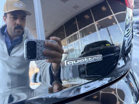 Used 2020 Audi Q5 2.0T Titanium Premium Plus w/ Premium Plus Package image 45