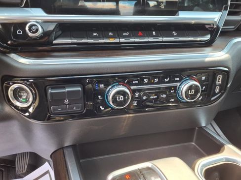 Certified 2023 GMC Sierra 1500 SLT w/ SLT Premium Package image 12