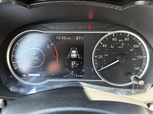 Used 2020 Nissan Versa SV FWD image 20