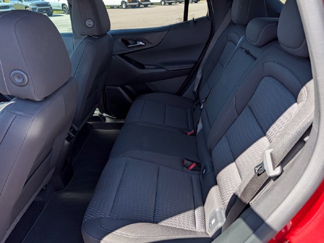 Used 2025 Chevrolet Equinox LT FWD image 25