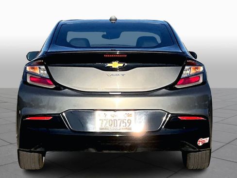 Used 2017 Chevrolet Volt LT w/ Comfort Package image 5