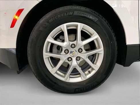 Used 2023 Chevrolet Equinox LT FWD image 10
