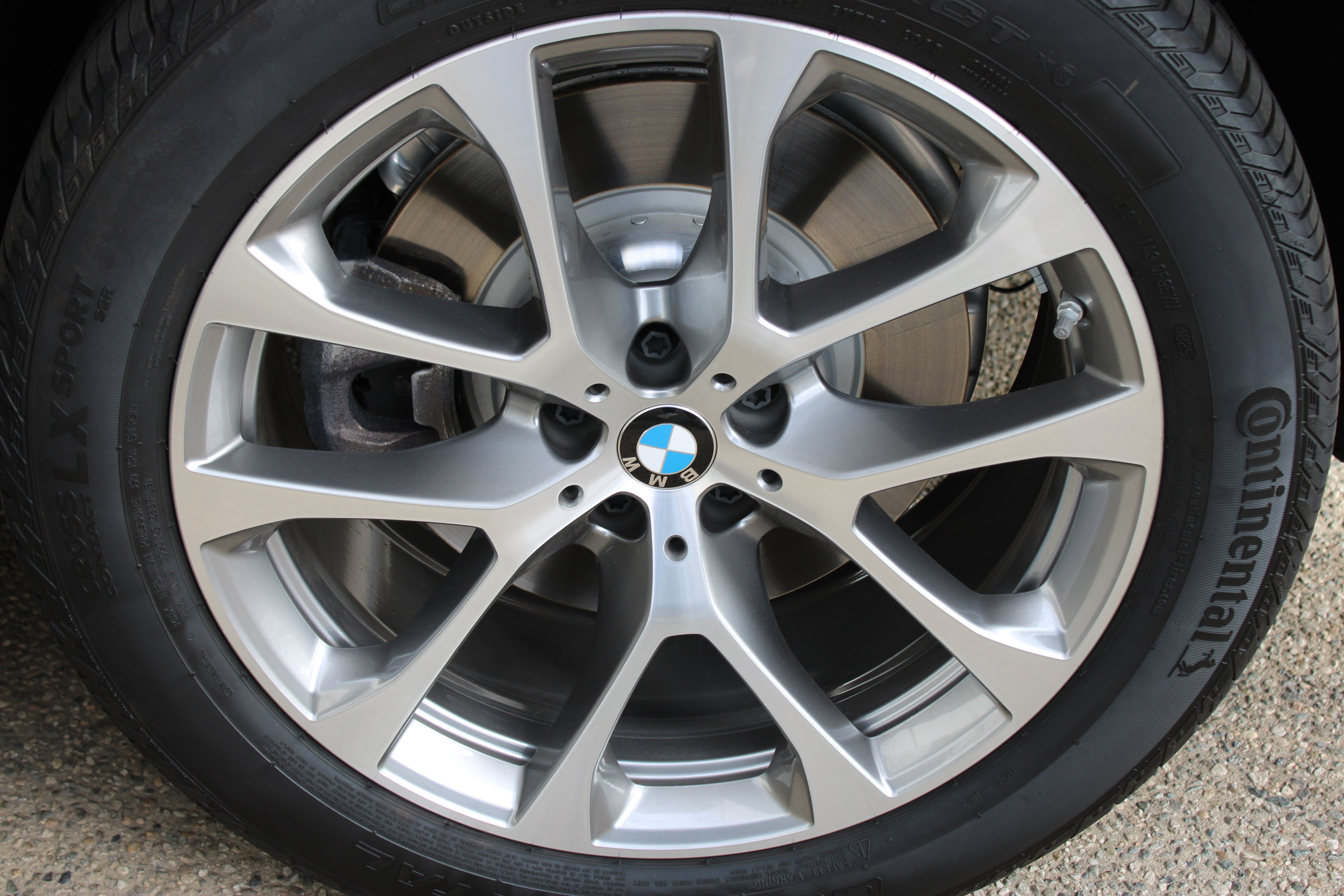 Used 2026 BMW X5 xDrive50e w/ Parking Assistance Package AWD/4WD image 11