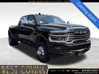 Used 2025 RAM 3500 Laramie w/ Max Tow Package AWD/4WD video 1