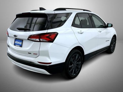 Used 2022 Chevrolet Equinox RS w/ RS Leather Package image 5