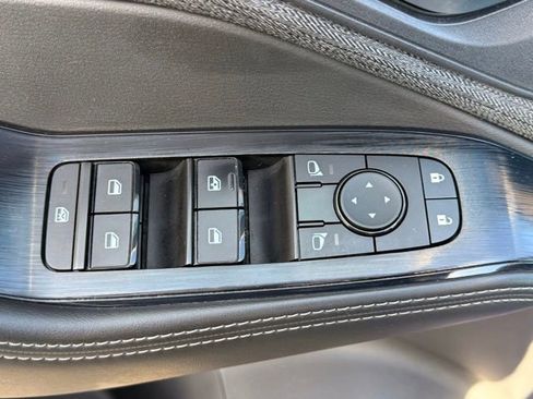 Certified 2023 Nissan Rogue SV image 13