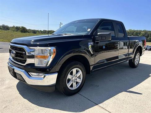 Used 2022 Ford F150 XLT image 8