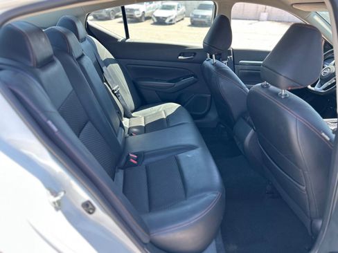Certified 2024 Nissan Altima 2.5 SR FWD image 12