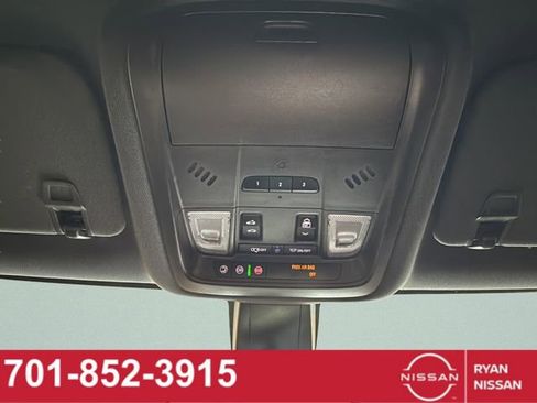 Used 2019 Chevrolet Blazer RS image 33