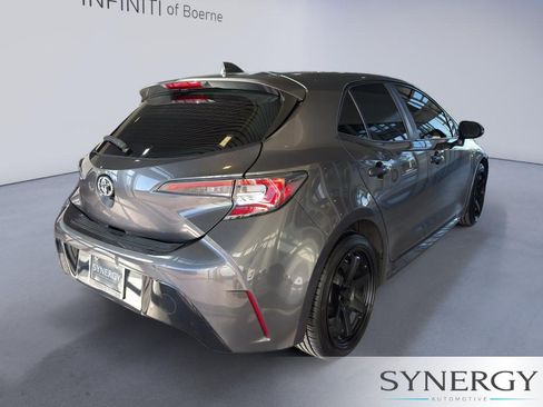 Used 2022 Toyota Corolla XSE FWD image 5
