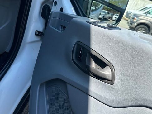 Used 2017 Ford Transit 250 148 Medium Roof RWD image 29