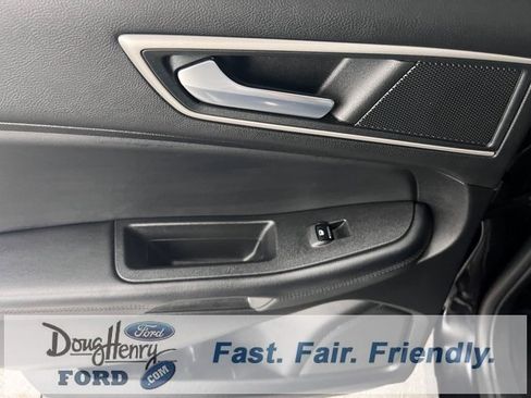 Used 2024 Ford Edge SEL image 28