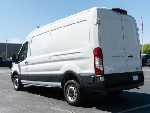 Used 2024 Ford Transit 250 148 Medium Roof w/ Load Area Protection Package image 7