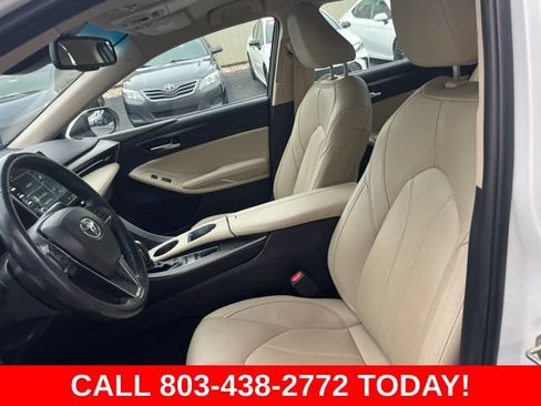Used 2021 Toyota Avalon XLE w/ Carpet Mat Package (TMS) FWD image 8