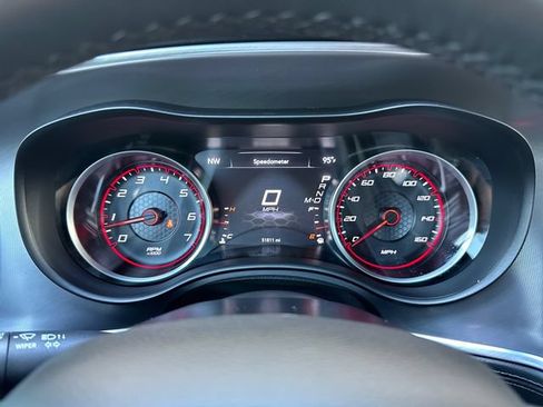 Used 2022 Dodge Charger R/T w/ Plus Group RWD image 25