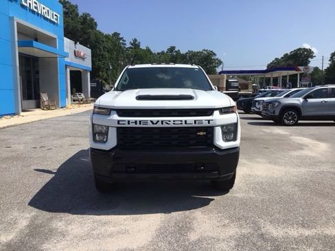 Used 2022 Chevrolet Silverado 2500 Custom w/ Custom Convenience Package AWD/4WD image 8
