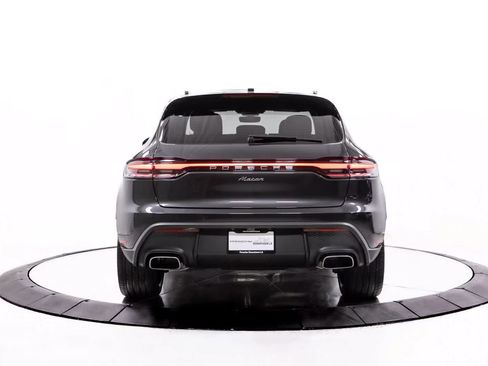 Certified 2026 Porsche Macan AWD/4WD image 6