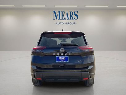 Used 2024 Nissan Rogue SV