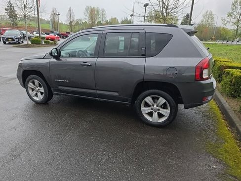 Used 2017 Jeep Compass Sport w/ Power Value Group image 3