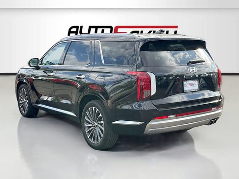 Used 2024 Hyundai Palisade Calligraphy FWD image 5