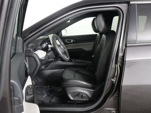 Used 2023 Jeep Compass Limited AWD/4WD image 28