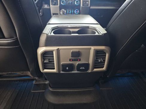 Used 2020 Ford F150 Lariat w/ Equipment Group 502A Luxury AWD/4WD image 39