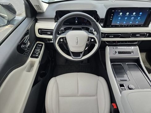 Used 2026 Lincoln Aviator 2WD w/ Jet Appearance Package image 14