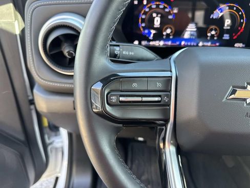 Used 2024 Chevrolet Colorado LT w/ LT Convenience Package image 23