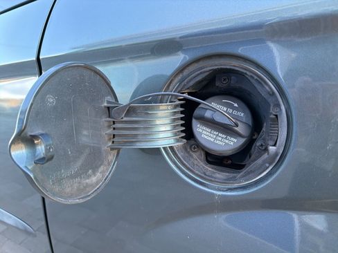 Used 2003 Dodge Grand Caravan Sport image 12