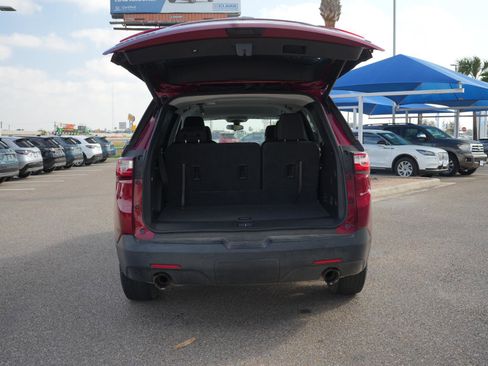 Used 2019 Chevrolet Traverse LT image 7