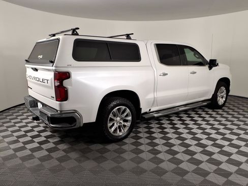 Used 2020 Chevrolet Silverado 1500 LTZ AWD/4WD image 4