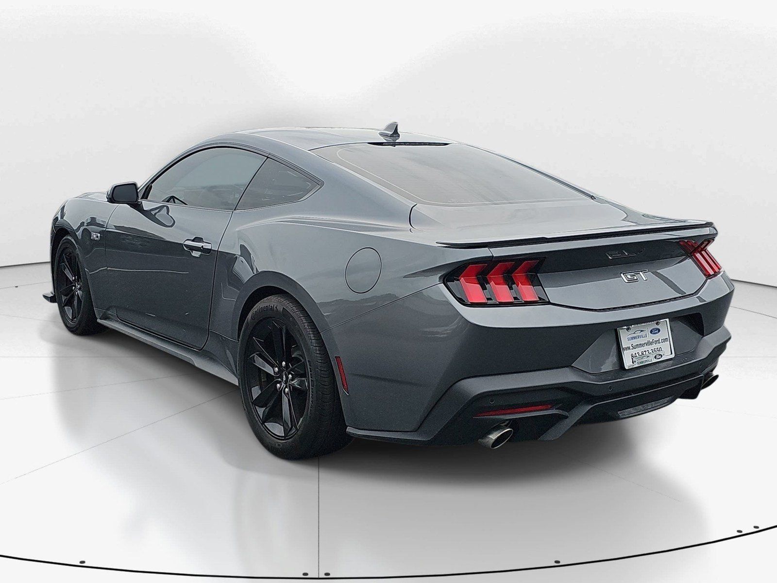 Used 2025 Ford Mustang GT RWD image 5