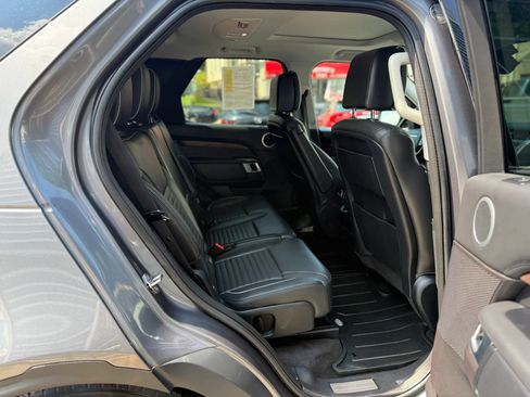 Used 2018 Land Rover Discovery HSE Luxury AWD/4WD image 37