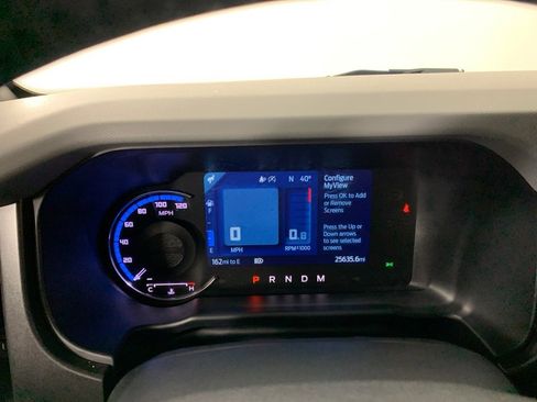 Used 2022 Ford Bronco Badlands image 18