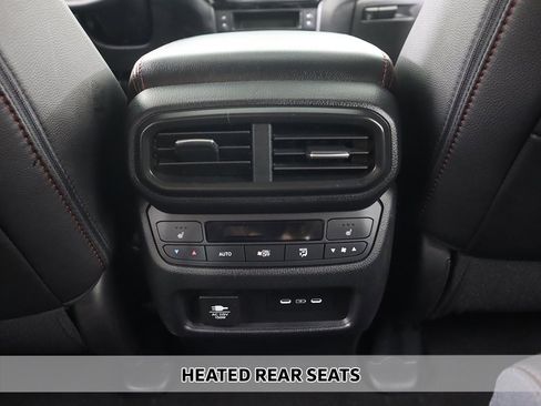 Used 2024 Honda Passport Black Edition image 9