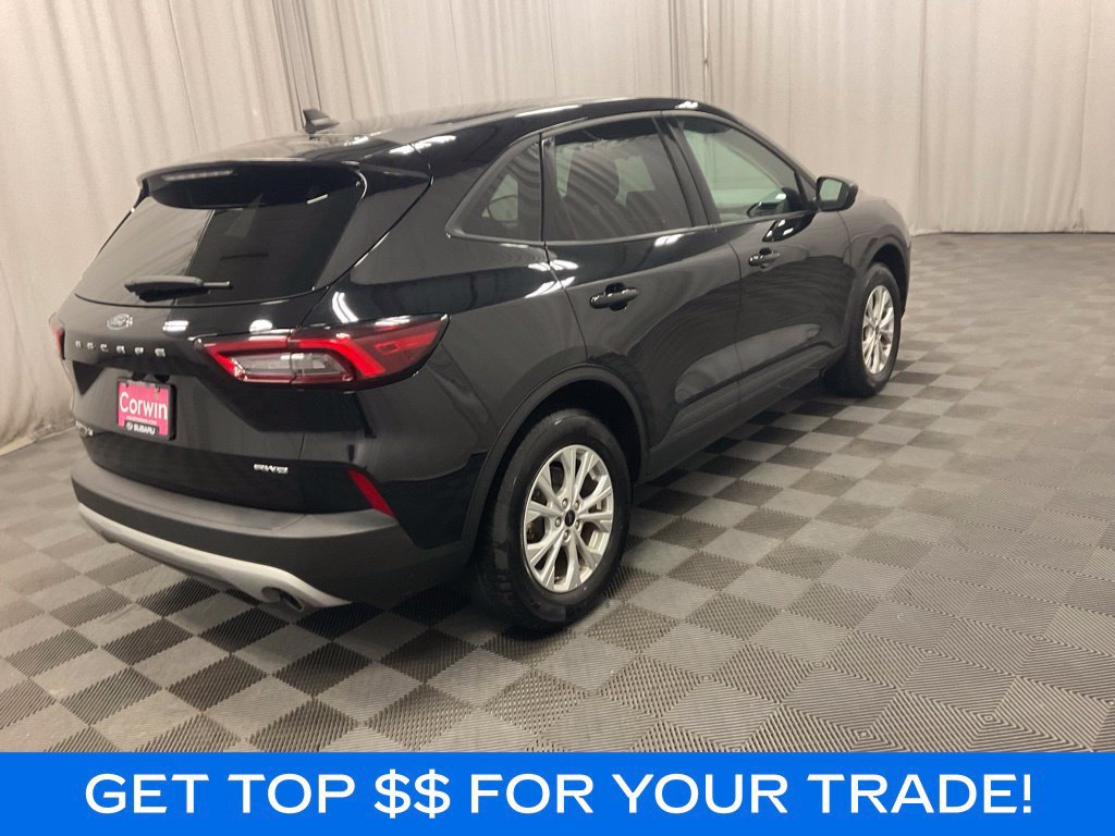 Used 2025 Ford Escape Active AWD/4WD image 3