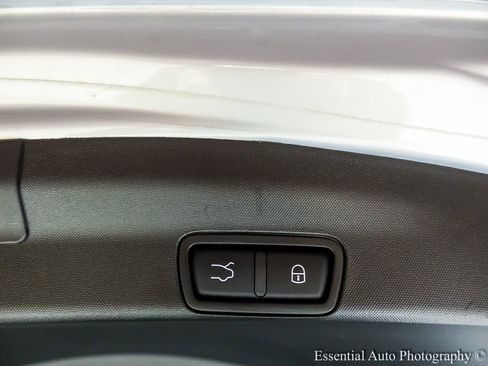 Used 2022 Alfa Romeo Stelvio Ti w/ Active Assist Plus Package image 31