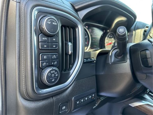 Certified 2021 Chevrolet Silverado 3500 High Country AWD/4WD image 20