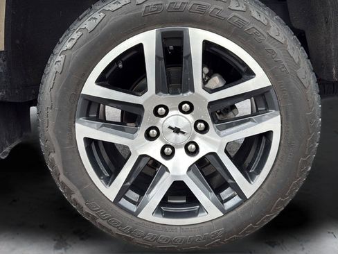 Used 2023 Chevrolet Colorado Z71 w/ Z71 Convenience Package 2 image 22