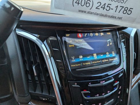 Used 2016 Cadillac Escalade Premium AWD/4WD image 26