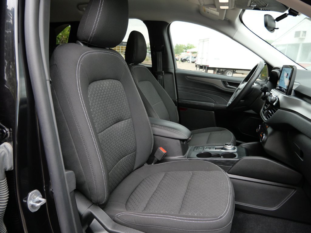 Certified 2023 Ford Escape Active AWD/4WD image 12