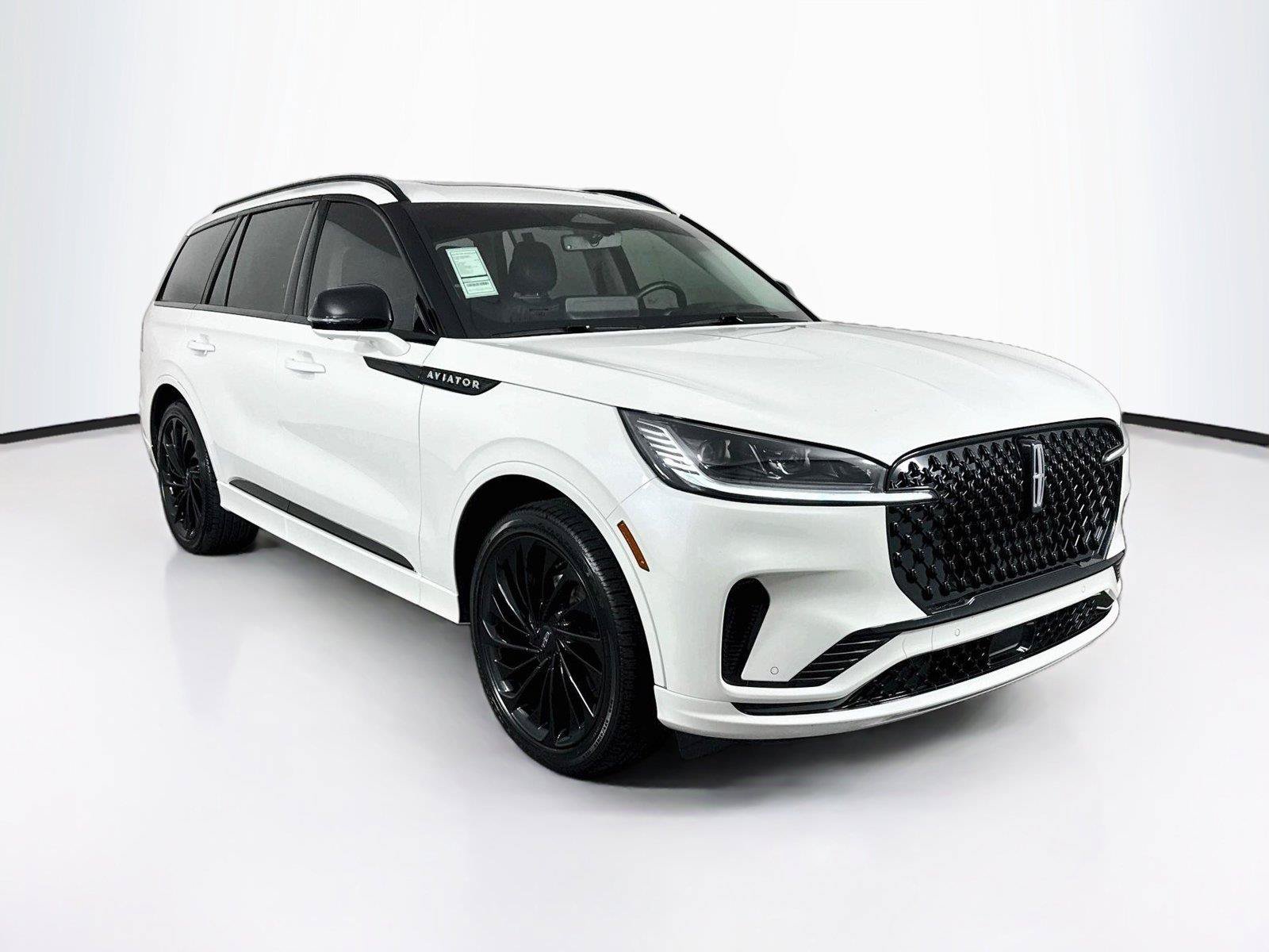 Used 2025 Lincoln Aviator Reserve w/ Equipment Group 201A AWD/4WD image 10