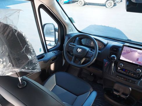 New 2026 RAM ProMaster 2500 w/ Premium Convenience Group FWD image 15