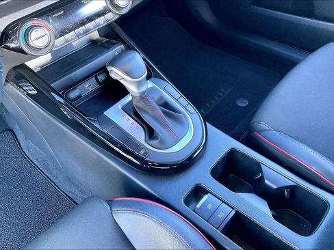 Used 2023 Kia Forte GT image 13