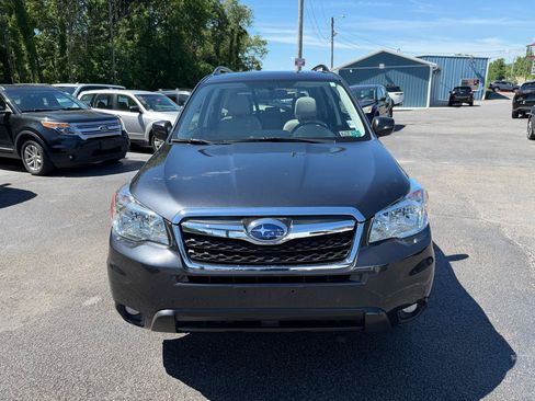 Used 2016 Subaru Forester 2.5i Limited AWD/4WD image 2