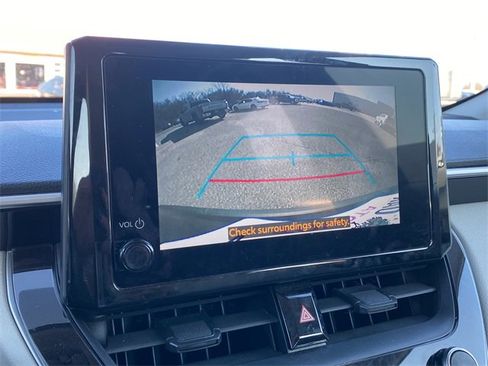 Used 2023 Toyota Corolla Cross L image 27